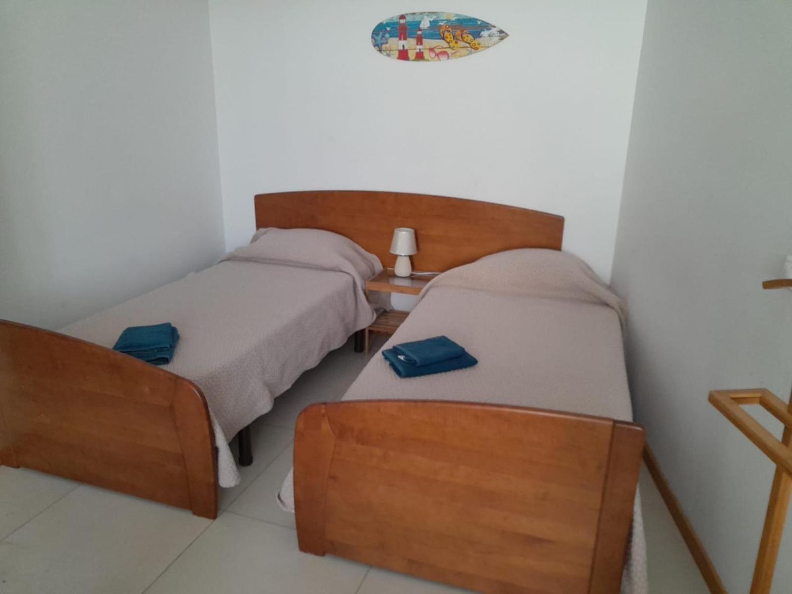 Trajadinha Apartment Vila Praia de Ancora Ngoại thất bức ảnh