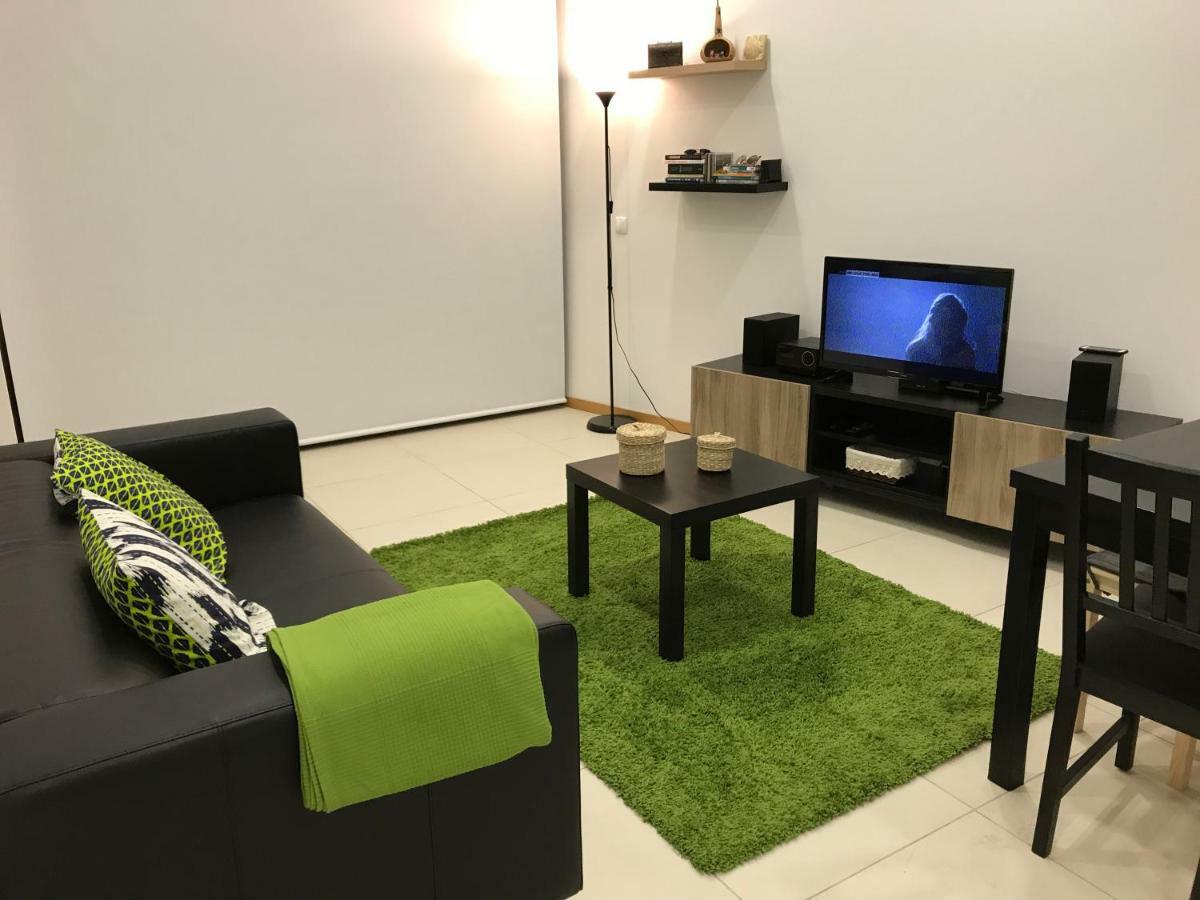 Trajadinha Apartment Vila Praia de Ancora Ngoại thất bức ảnh