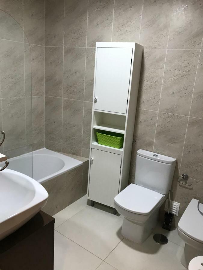 Trajadinha Apartment Vila Praia de Ancora Ngoại thất bức ảnh